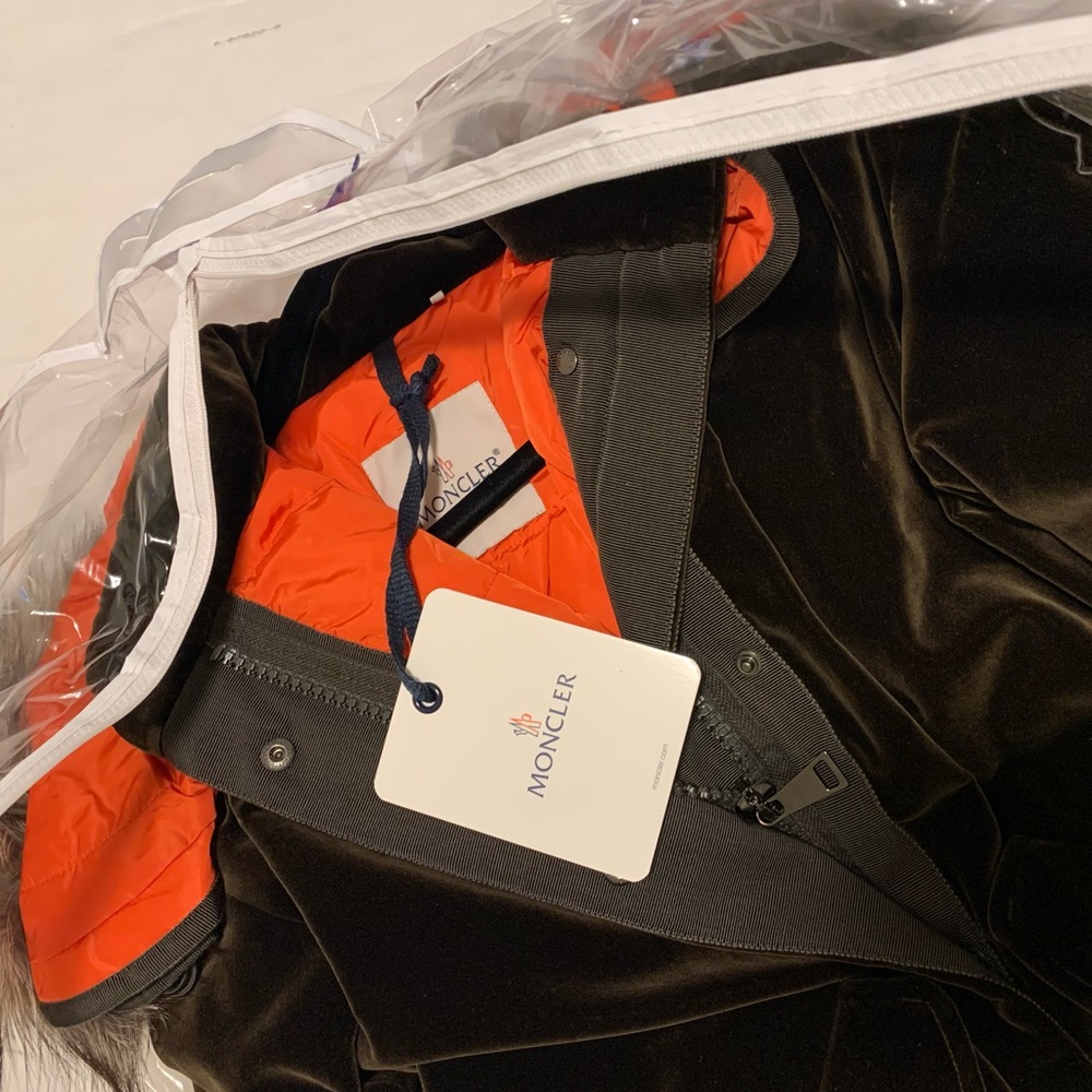🥳Host Pick 🥳 Moncler Tadorne fur trimmed parka - Picture 2 of 8